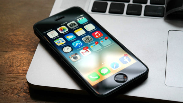 iPhone 5s / 5c / 5 Tempered Glass Screen Protector by Movaluate 7